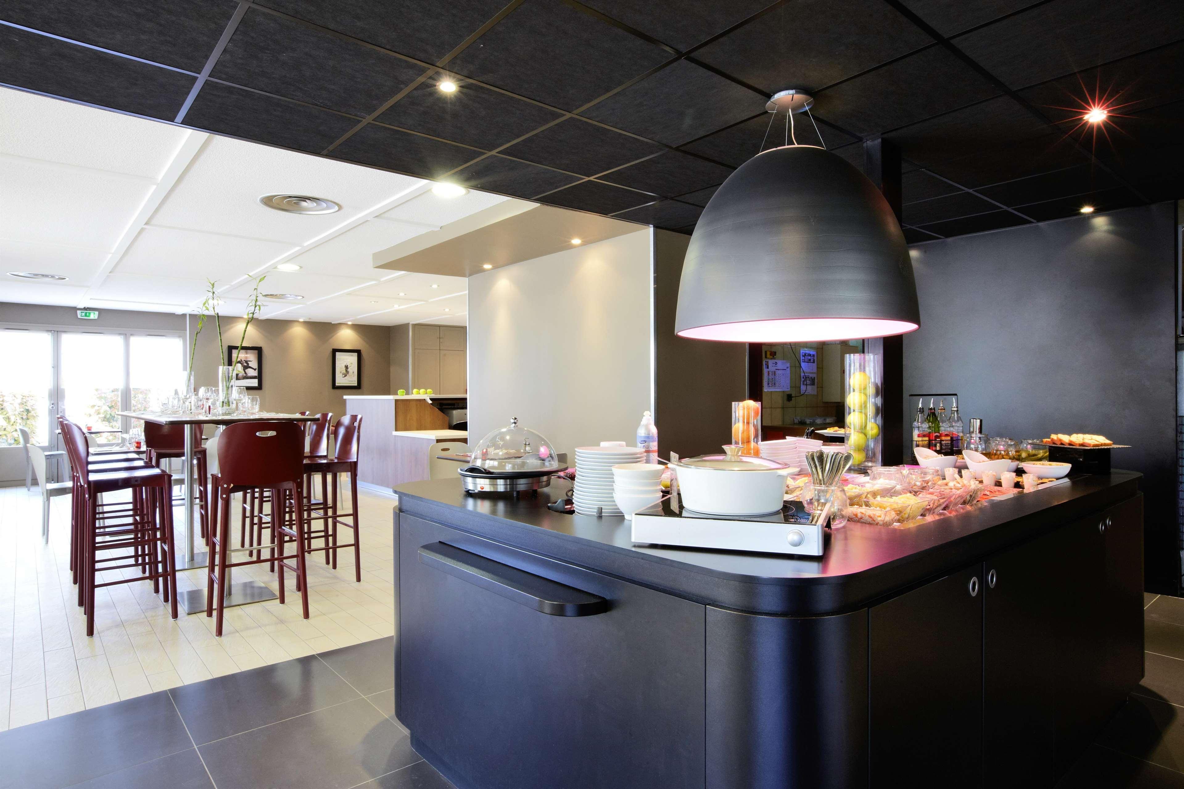 Campanile Beziers A9/A75 Hotel Ngoại thất bức ảnh