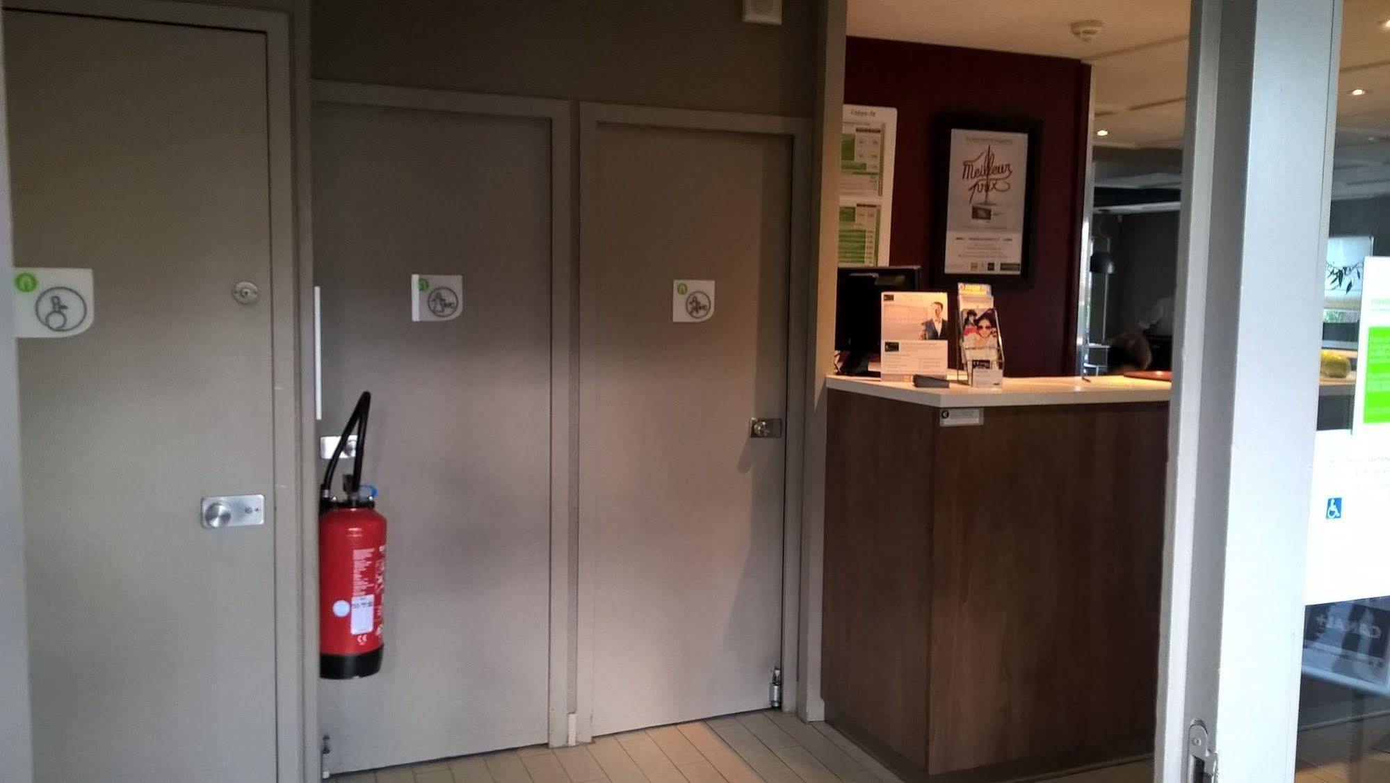 Campanile Beziers A9/A75 Hotel Ngoại thất bức ảnh